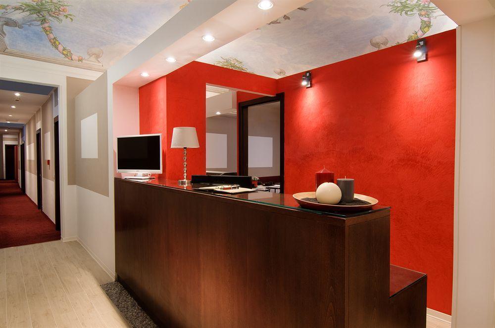 Hotel Cardinal Of Florence - Recommended For Ages 25 To 55 Floransa Dış mekan fotoğraf